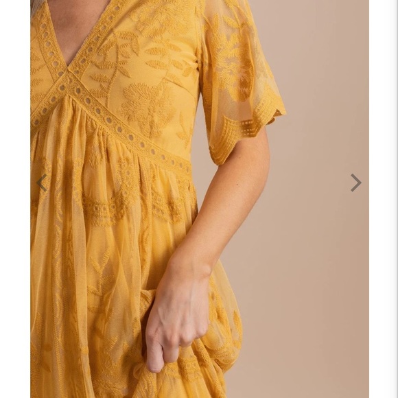 Beautiful yellow dress(small) new with tags,see measurements in photos. - Picture 3 of 4